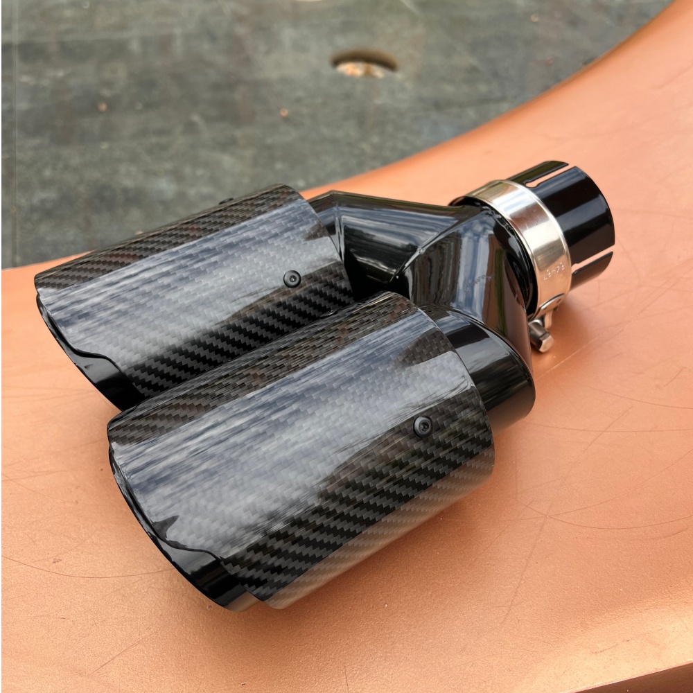 Exhaust Tips Dual Outlet Carbon Fiber 63Mm - Ponteira de escape em fibra de