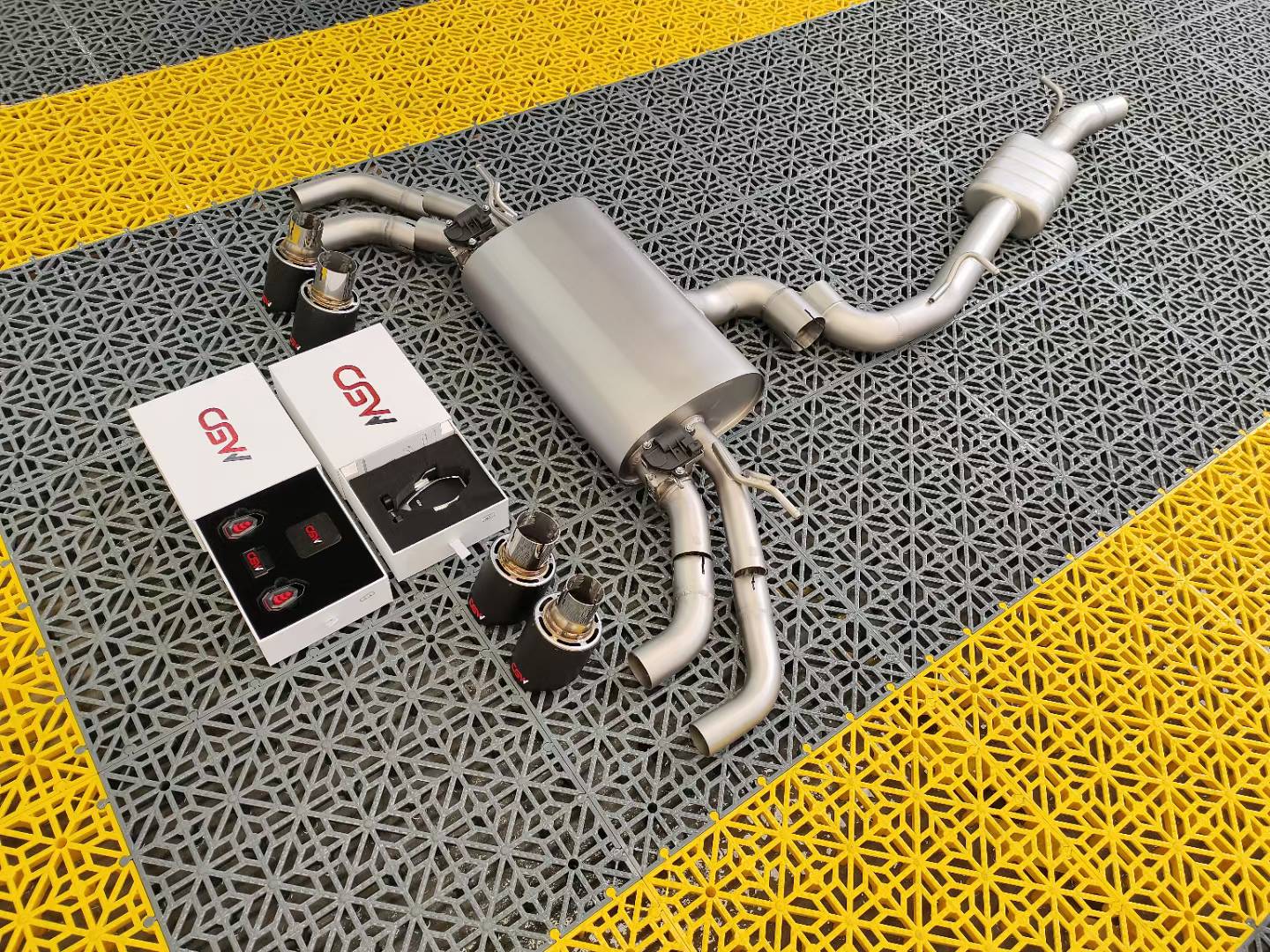 Fábrica de Manufatura na China - Exhaust Muffler Stainless Steel Universal avaliação e preço